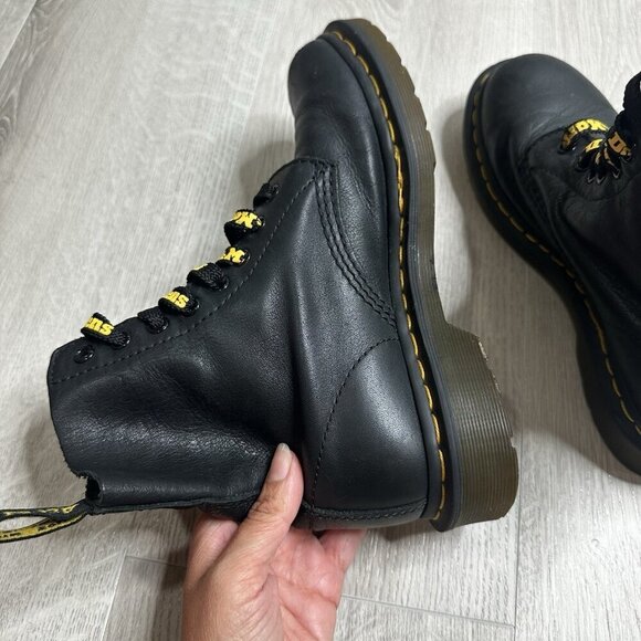 Dr. Martens 1460 Women’s Size 7 Pascal Virginia Soft Black Leather Combat Boots - Picture 9 of 12